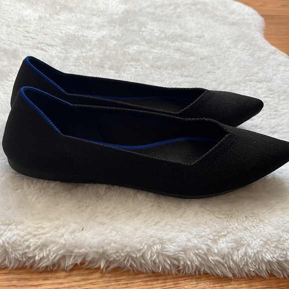 Rothy’s Sz 8.5 The Point in Black - Picture 2 of 5